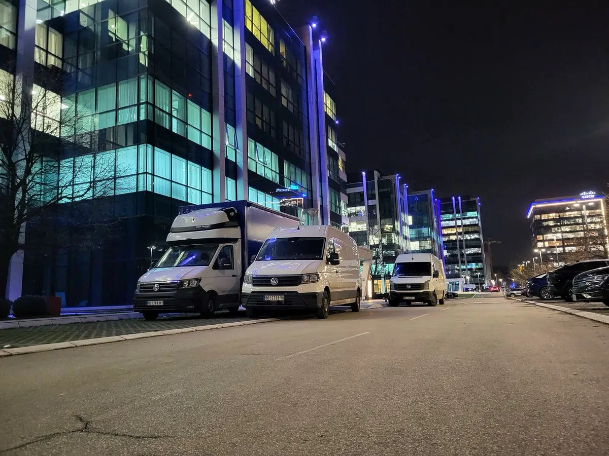 Vozni park KOMBI-KOMBI — kombiji i kamion