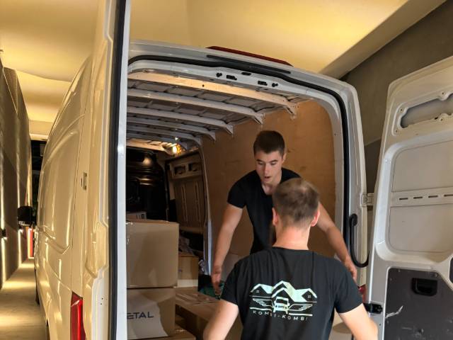 Selidbe Cena 2 – Siguran transport i montaža